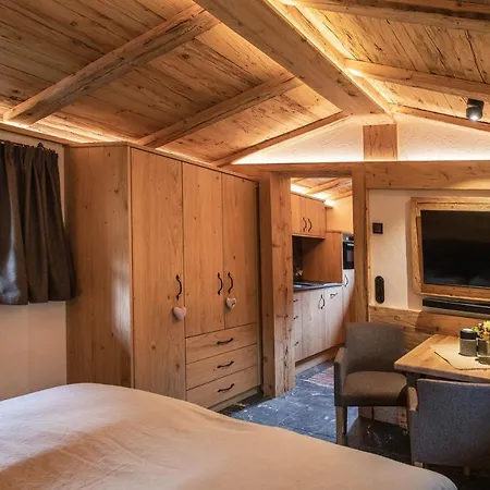 Apartamento Baerenbach - Almhuette Saalbach-Hinterglemm